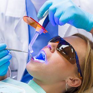 کاربرد لیزر در دندانپزشکی